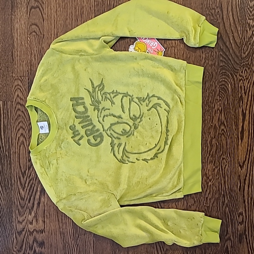 The Grinch super cozy plush lounge sleep sweatshirt, small, NWT, green